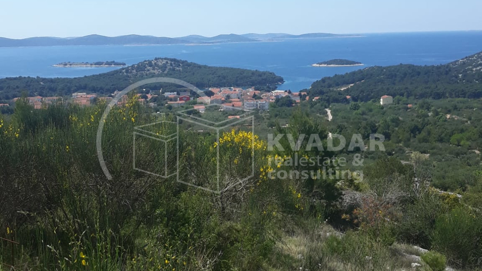TRIBUNJ&comma; POLJOPR&period; ZEMLJI&Scaron;TE&comma; 1&period;813 M2&comma; VRHUNSKA LOKACIJA I POGLED