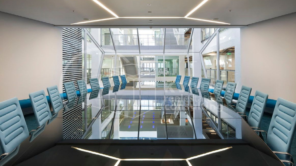 Commercial Property, 800 m2, For Rent, Zagreb - Žitnjak