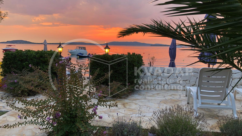 House&comma; 500 m2&comma; For Sale&comma; &Scaron;ibenik - &Zcaron;abori&cacute;