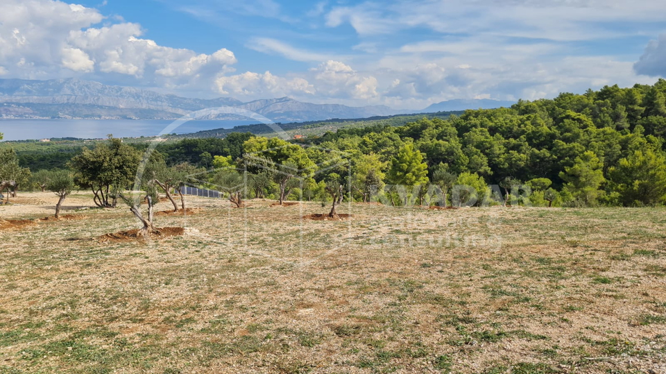 Land, 22920 m2, For Sale, Supetar