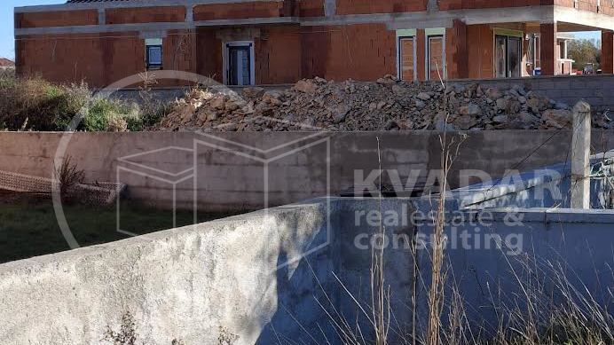 PRIVLAKA! IZUZETNA PRILIKA! KUĆA U ZAVRŠNOJ FAZI GRADNJE!