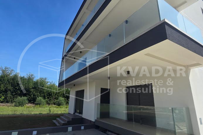 BEZ PROVIZIJE***PRIVLAKA / NOVOGRADNJA  79, 74 m2/ STAN SA VRTOM