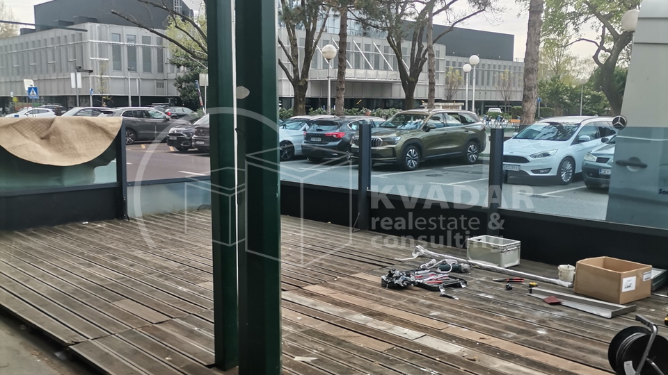 TRE&Scaron;NJEVKA&comma; POSLOVNI PROSTOR &lpar;SANDWICH BAR&rpar; OD 10 m2