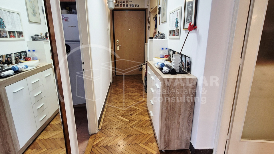 MEDVEŠČAK/ODLIČNA LOKACIJA! 3-SOBAN STAN, 60M2 + GARAŽA!
