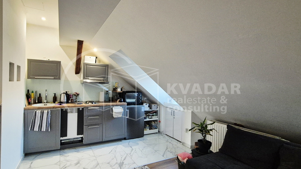 CENTAR, NOVA VES, 72M2 – DVA STANA!