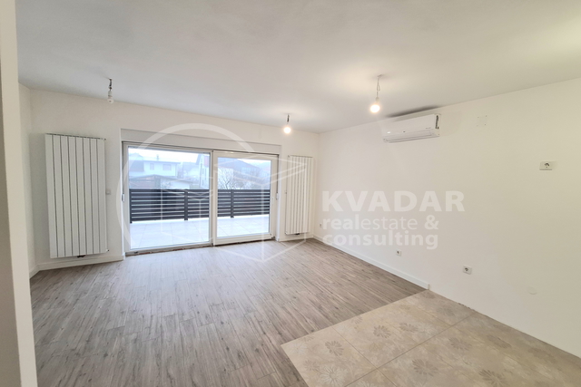 PRODAJA / DUGO SELO / 4-SOBAN STAN 104.12 m2 +PM NOVOGRADNJA