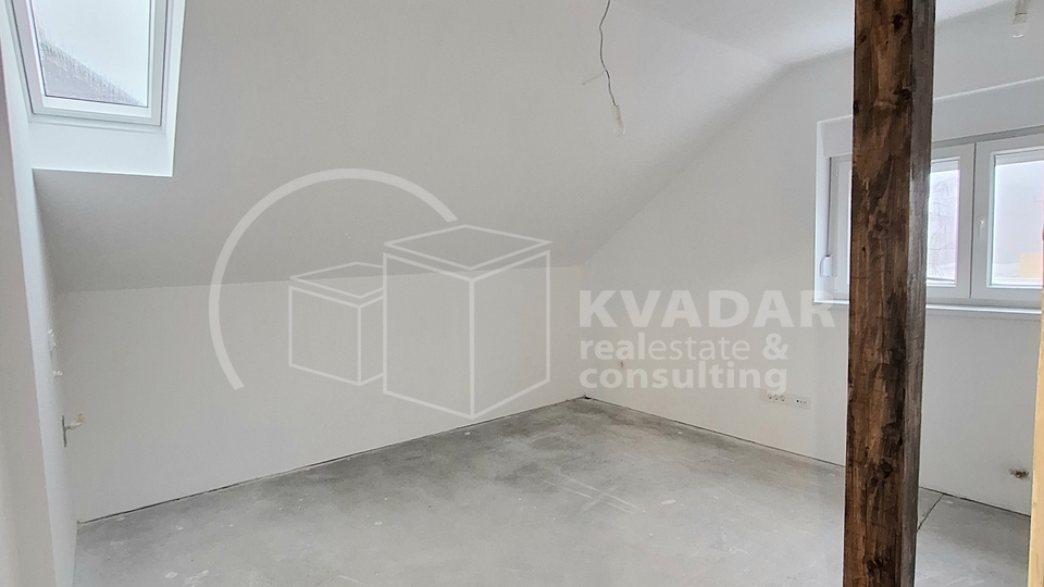 PRODAJA &sol; DUGO SELO &sol; 4-SOBAN STAN 104&period;12 m2 &plus;PM NOVOGRADNJA