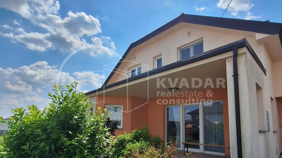 PRODAJA &sol;DUGO SELO-KOP&Ccaron;EVEC KU&Cacute;A 280 m2 &sol; 380&period;000 &euro;