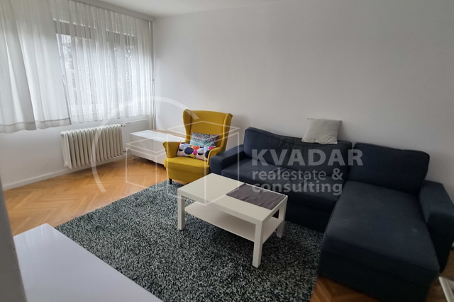Zagreb, Vojnovićeva ulica, najam prekrasnog trosobnog stana(66,31 m2) na trećem katu s lifom