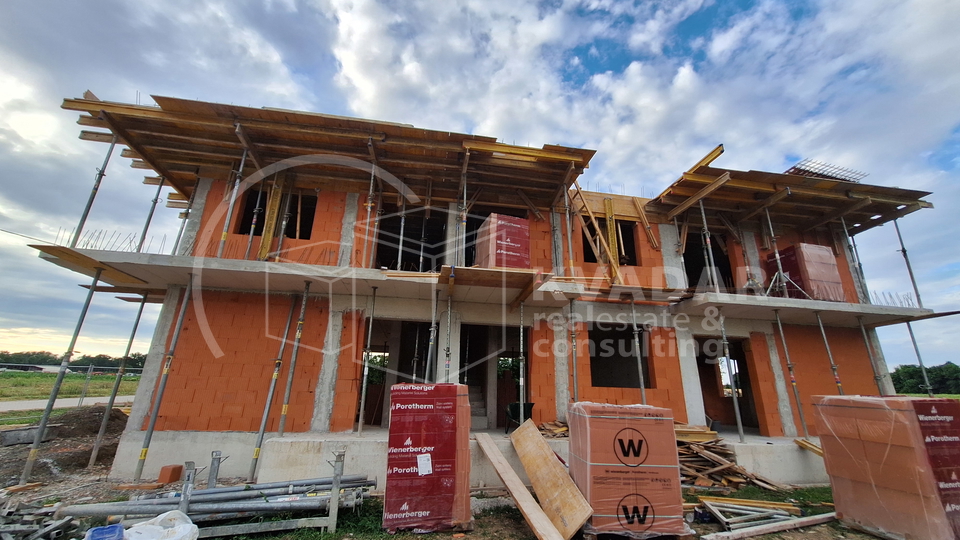 Apartment&comma; 99 m2&comma; For Sale&comma; Dugo Selo - Centar