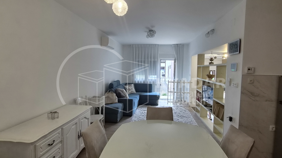 ZAGREB&comma; TRE&Scaron;NJEVKA&comma; DVOSOBAN STAN&lpar;50 m2&rpar; SA BALKONOM I VPM