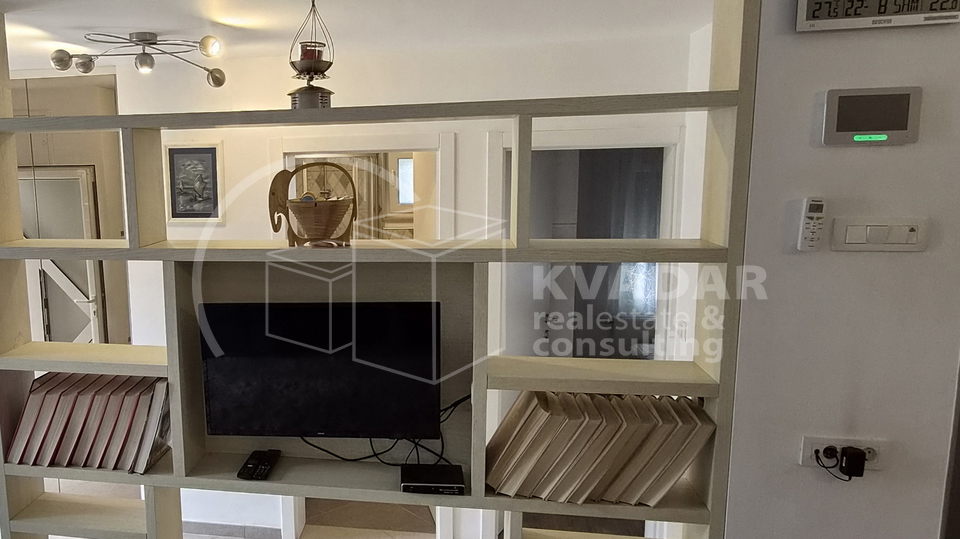 ZAGREB&comma; TRE&Scaron;NJEVKA&comma; DVOSOBAN STAN&lpar;50 m2&rpar; SA BALKONOM I VPM