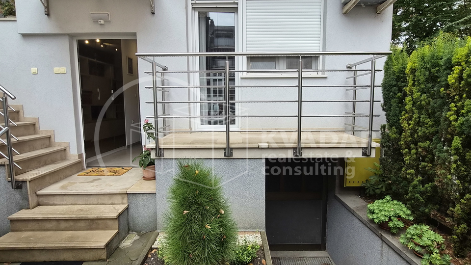 ZAGREB&comma; TRE&Scaron;NJEVKA&comma; DVOSOBAN STAN&lpar;50 m2&rpar; SA BALKONOM I VPM