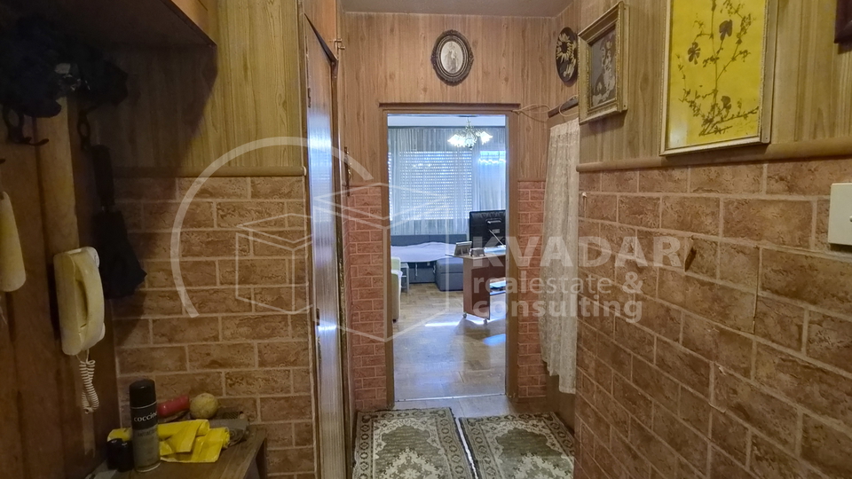 DONJA DUBRAVA&comma; DVOSOBAN KOMFORAN STAN &lpar;61m2&rpar; SA DVA BALKONA I SPREMI&Scaron;TEM