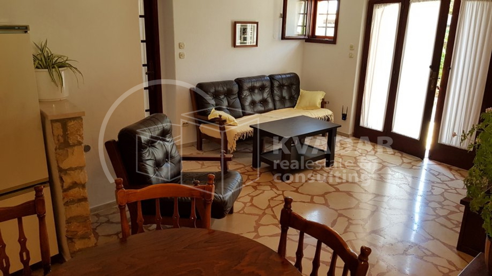 NEWLY renovated Villa with 3 apartments - 50 m from the sea