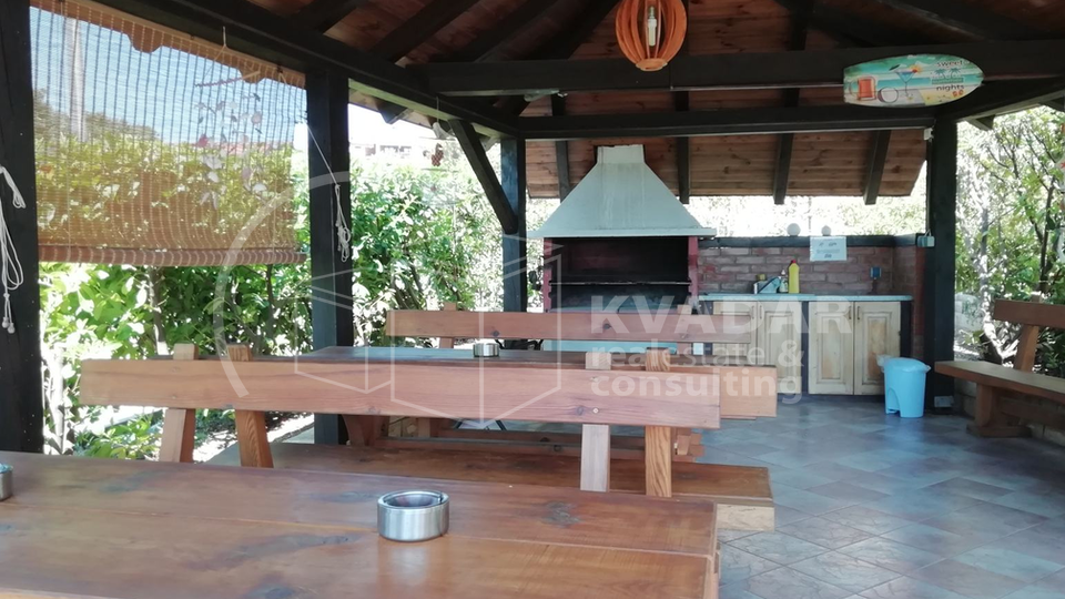 APARTMANSKA KU&Cacute;A - ODLI&Ccaron;NA PRILIKA &excl;&excl;&excl; - 10 STANOVA - SVETI FILIP I JAKOV &lpar;700 m od mora&rpar;