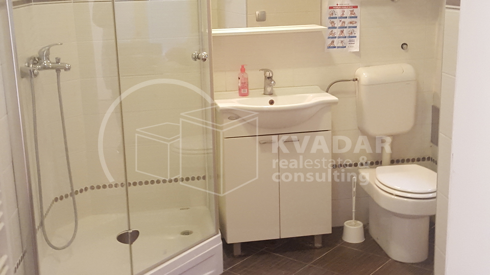 SUPER PRILIKA!FRANKOPANSKA/PREKRASAN POSLOVNI PROSTOR 85m2!