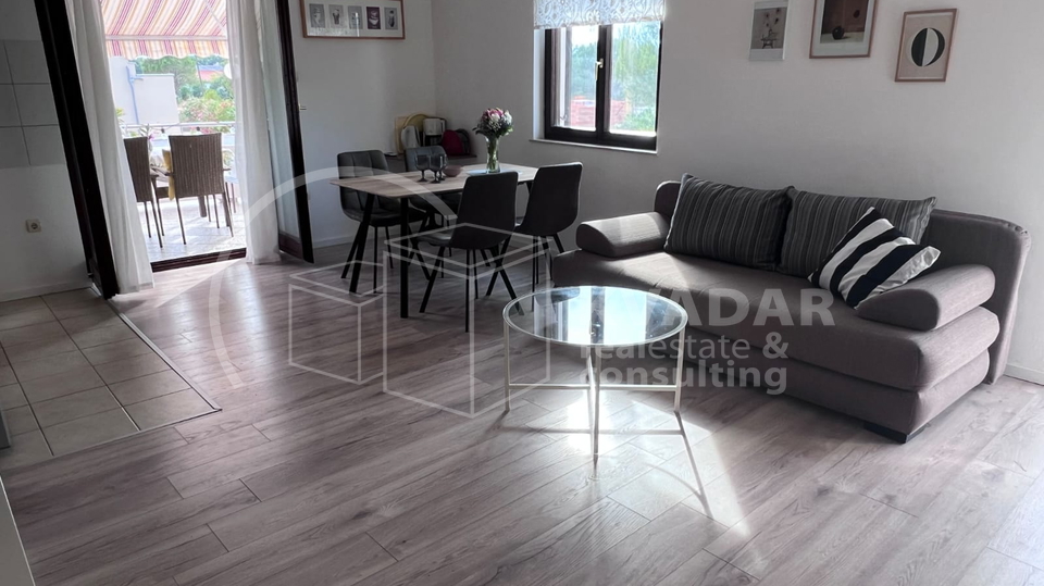 BEZ PROVIZIJE&ast;&ast;&ast;VRSI &sol; KU&Cacute;A S APARTMANIMA &sol; IDEALNA INVESTICIJA&excl;