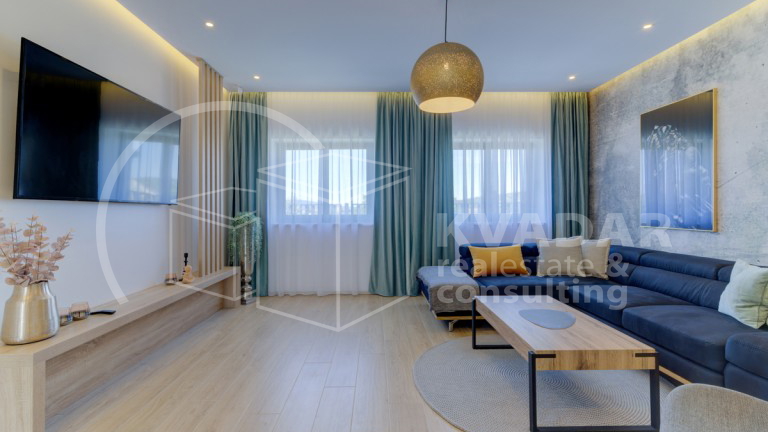 House, 200 m2, For Sale, Novi Vinodolski