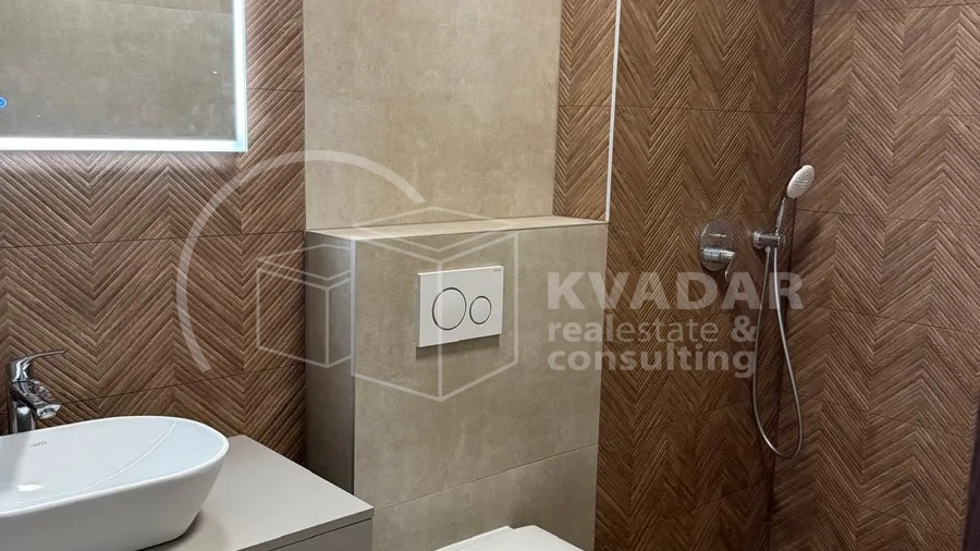 KOŽINO / LUKSUZAN APARTMAN  S BAZENOM 227 m2 / NOVOGRADNJA