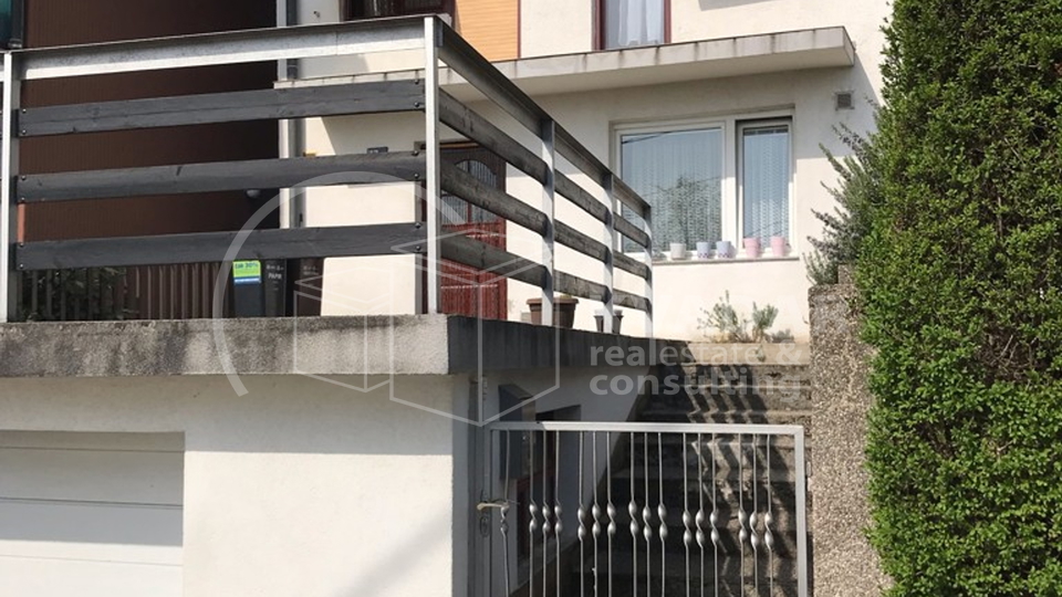 House, 131 m2, For Sale, Zagreb - Podsused