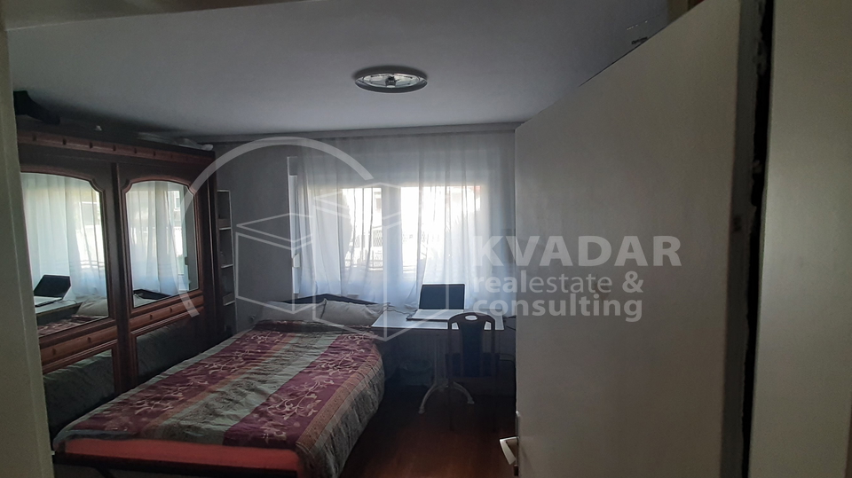House, 260 m2, For Sale, Ivanić Grad