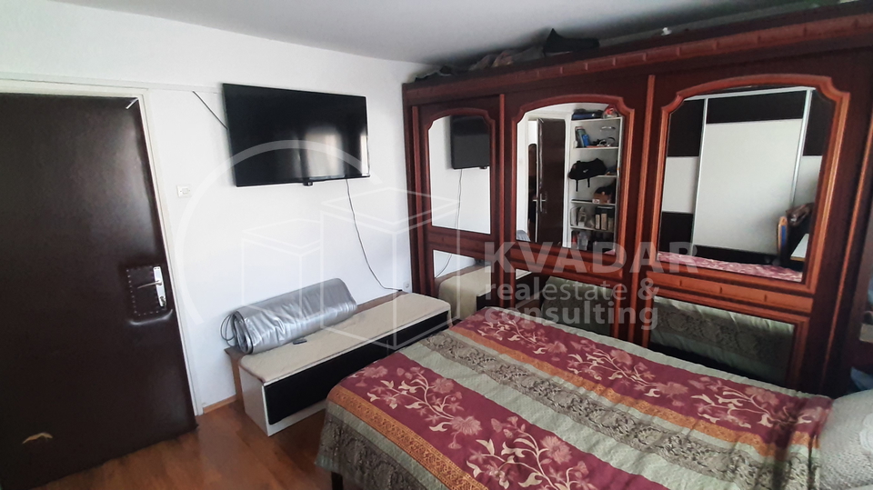 House, 260 m2, For Sale, Ivanić Grad