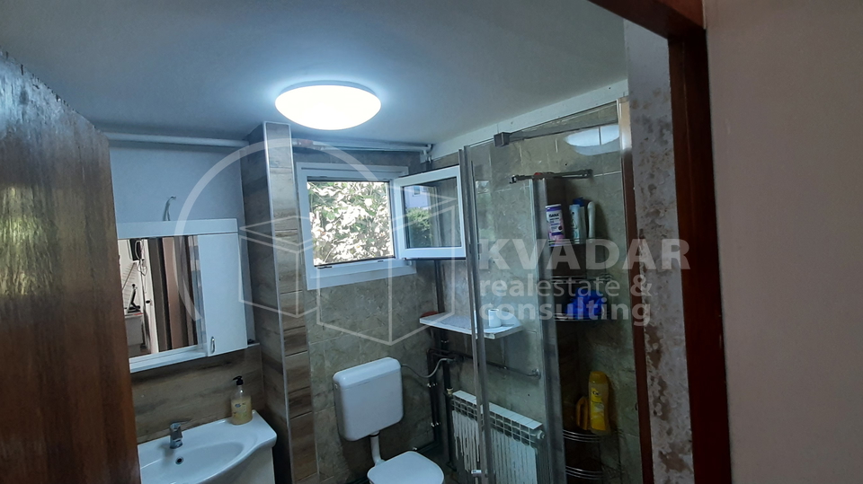 House, 260 m2, For Sale, Ivanić Grad