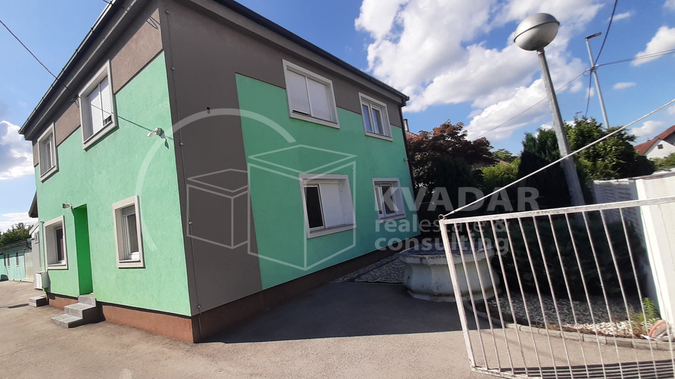 House, 260 m2, For Sale, Ivanić Grad