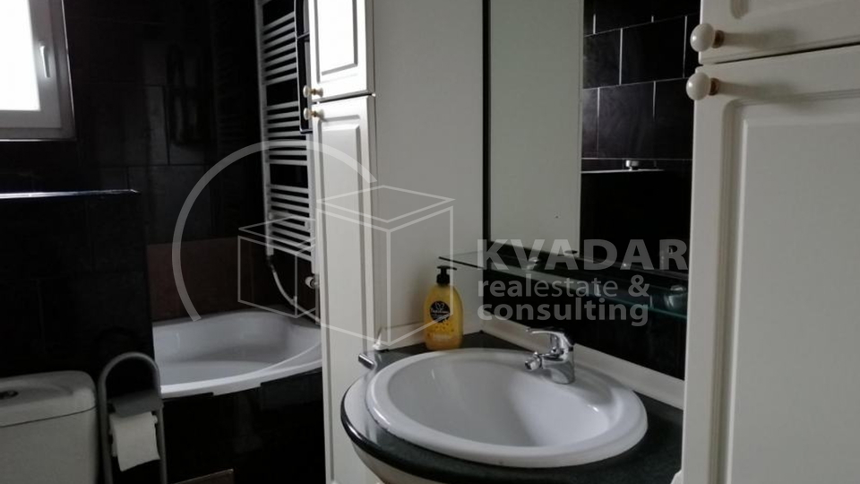 House, 260 m2, For Sale, Ivanić Grad