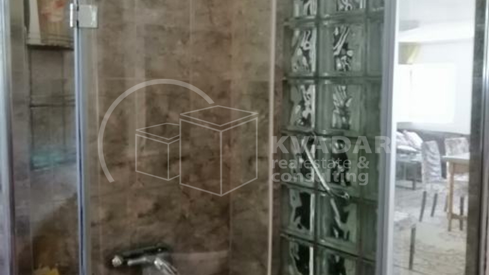 House, 260 m2, For Sale, Ivanić Grad