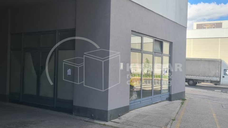 POSLOVNI PROSTOR, JARUŠČICA - LANIŠTE. 110 M2 !!!