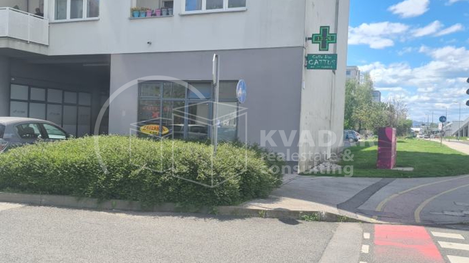 POSLOVNI PROSTOR, JARUŠČICA - LANIŠTE. 110 M2 !!!