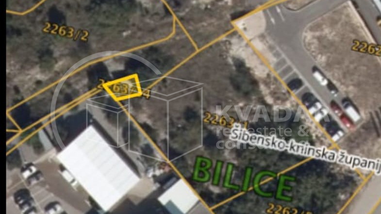 Teren od 2300m2 u poslovnoj zoni za realizaciju poslovnog objekta -  &Scaron;ibenik