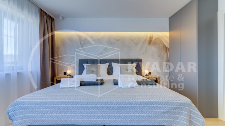 House, 200 m2, For Sale, Novi Vinodolski