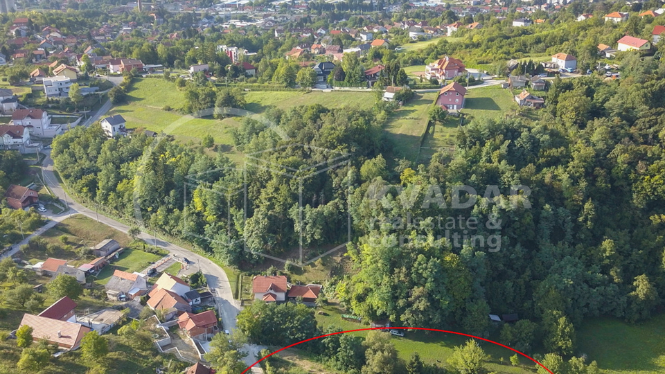 PODSUSEDSKO DOLJE/Prodaje se građevinsko zemjište 2800m2!