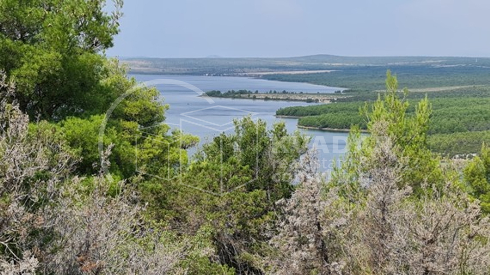 Poljoprivredno Zemljište , Prekrasan Panoramski Pogled, 170m Od Mora Bilice kod Šibenika