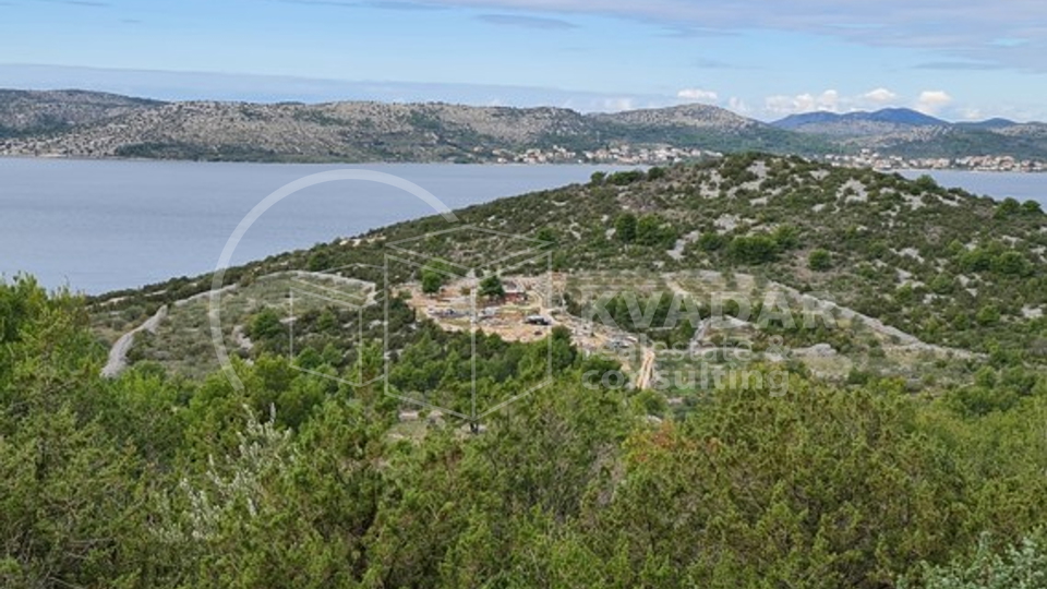 Poljoprivredno Zemljište , Prekrasan Panoramski Pogled, 170m Od Mora Bilice kod Šibenika