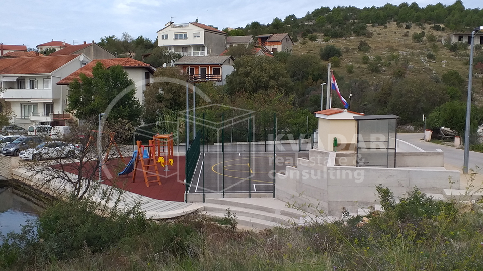 Building plot in the center of the village with a view of the bay - Bilice - Vrulje