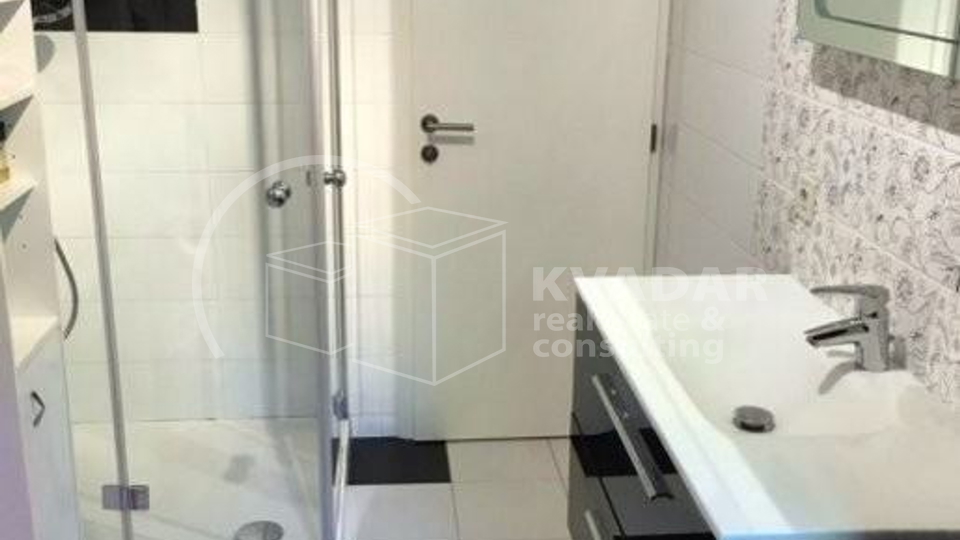 ZAGREB, BRITANAC, PREKRASAN DVOSOBAN STAN(61,03 m2)