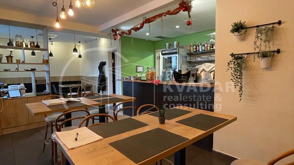 Commercial Property, 148 m2, For Sale, Zagreb - Savica