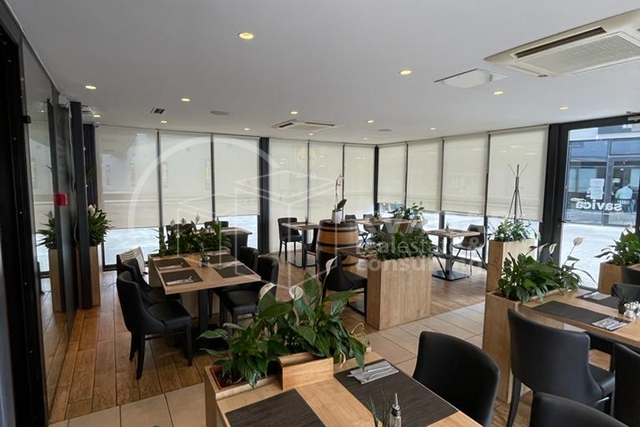 Commercial Property, 148 m2, For Sale, Zagreb - Savica