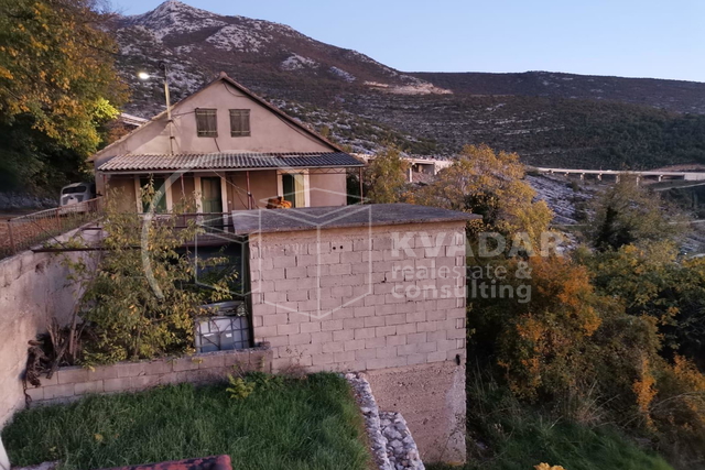 Land, 1244 m2, For Sale, Klis