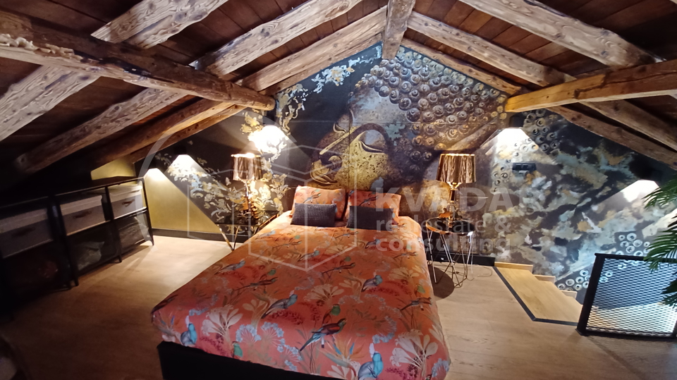 Kamena kuća u centru Kaštel Starog, 50m od more, novorenovirana - Designer Home