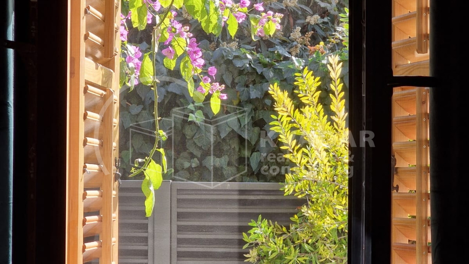 Kamena kuća u centru Kaštel Starog, 50m od more, novorenovirana - Designer Home