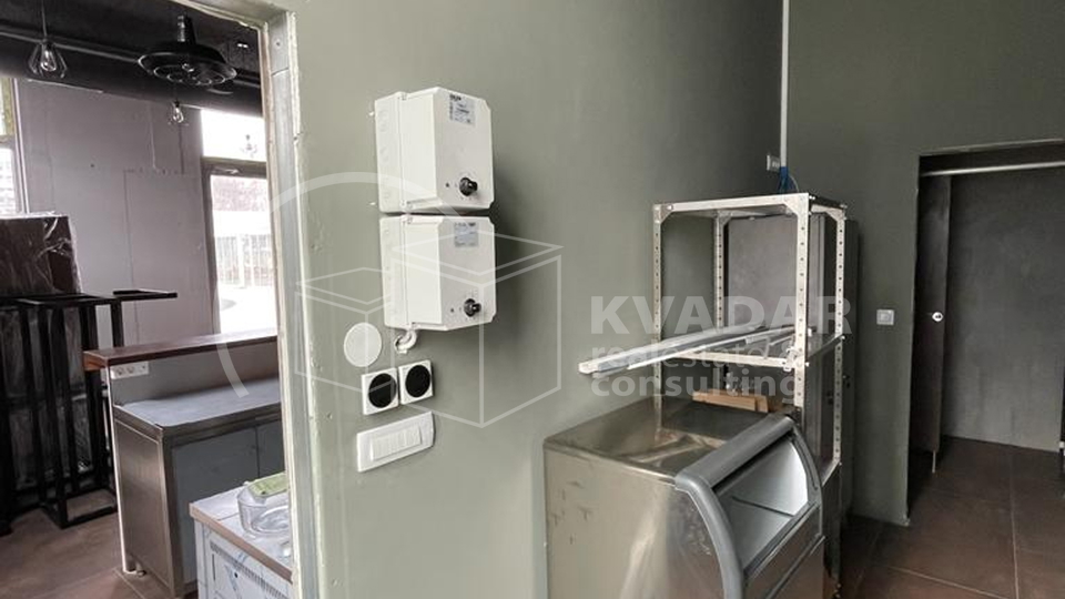 LUXUZAN POSLOVNI PROSTOR,ZAGREB,SAVICA,NOVOGRADNJA(160 m2)