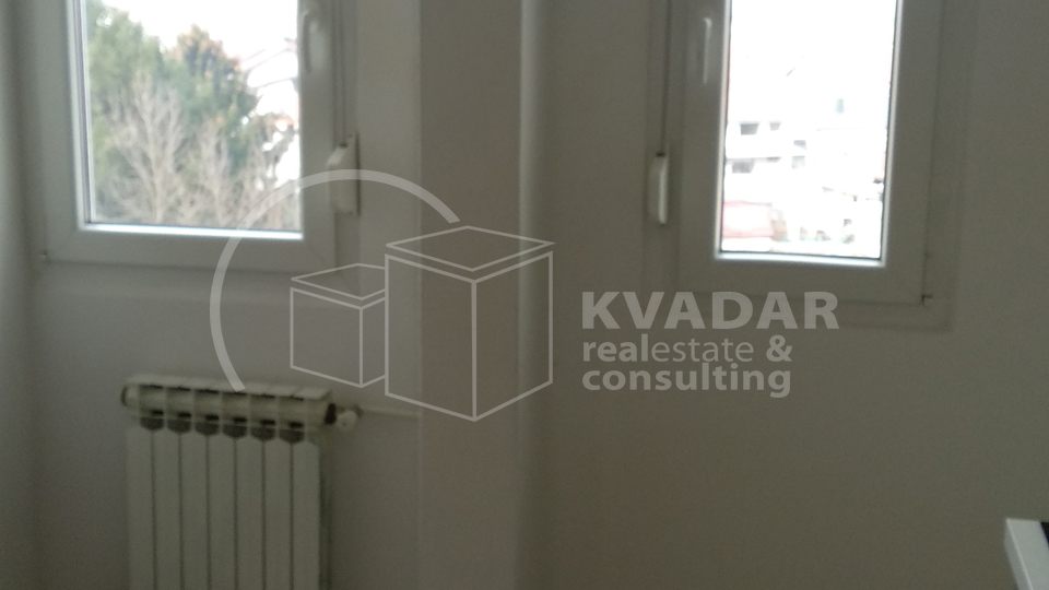 DUBRAVA/RETKOVEC/NOVOADAPTIRAN STAN, 55 M2 !!!