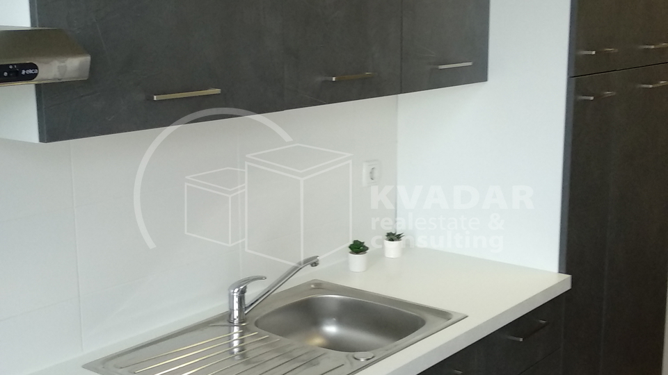 DUBRAVA/RETKOVEC/NOVOADAPTIRAN STAN, 55 M2 !!!