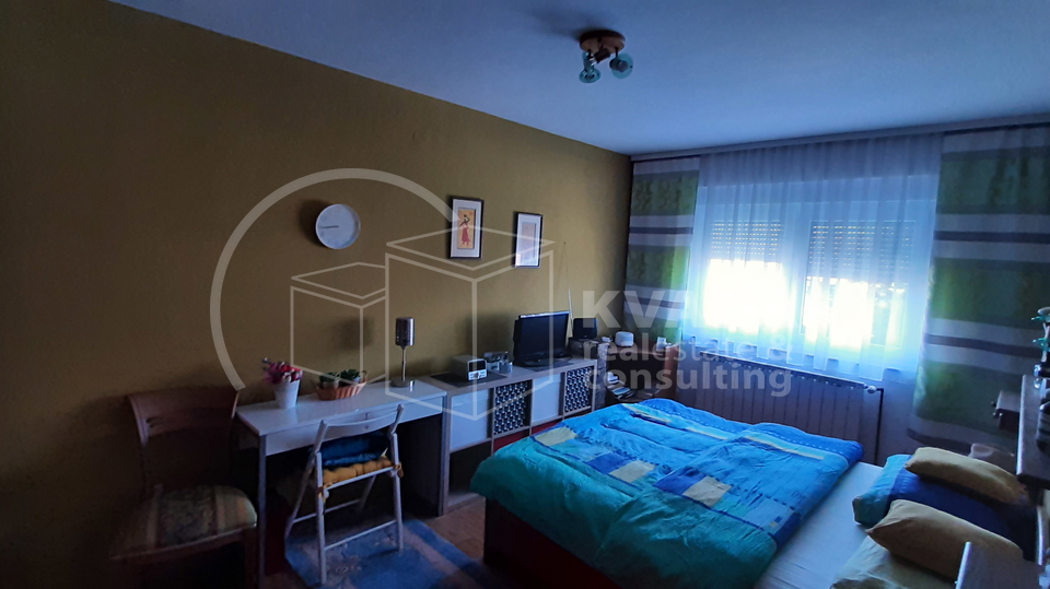 House, 282 m2, For Sale, Vrbovec