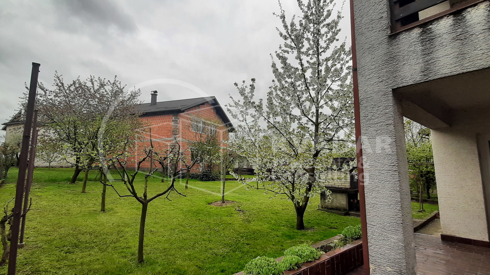 House, 282 m2, For Sale, Vrbovec
